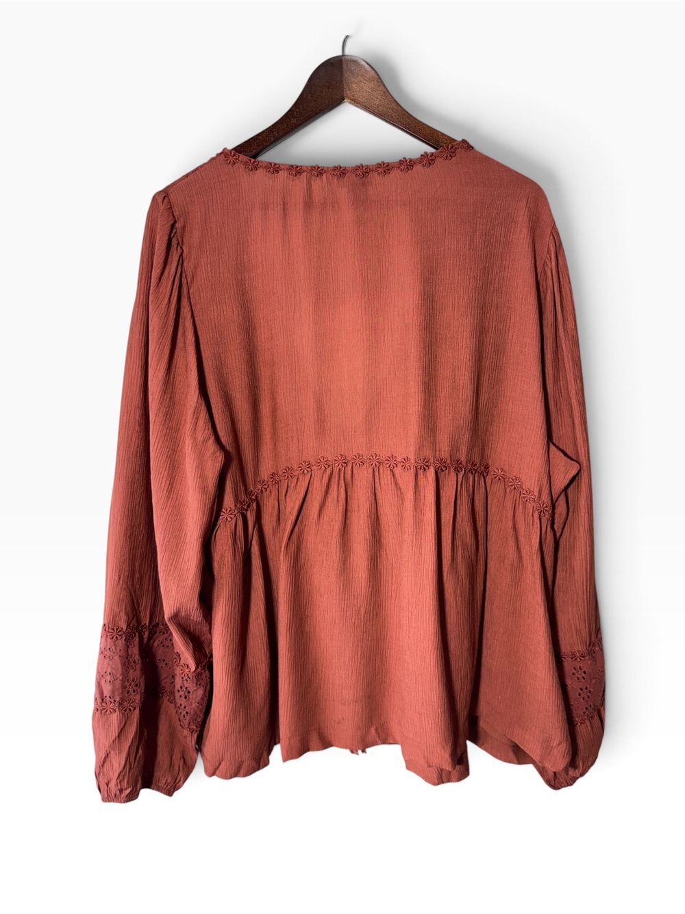 Torrid Daisy Trim Top Size 1X - Picture 5 of 13